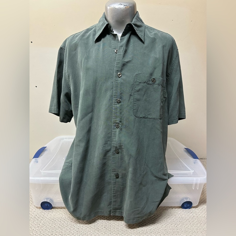 2/$30⚡️- SHIRT | Men’s Dockside Canada shirt size medium